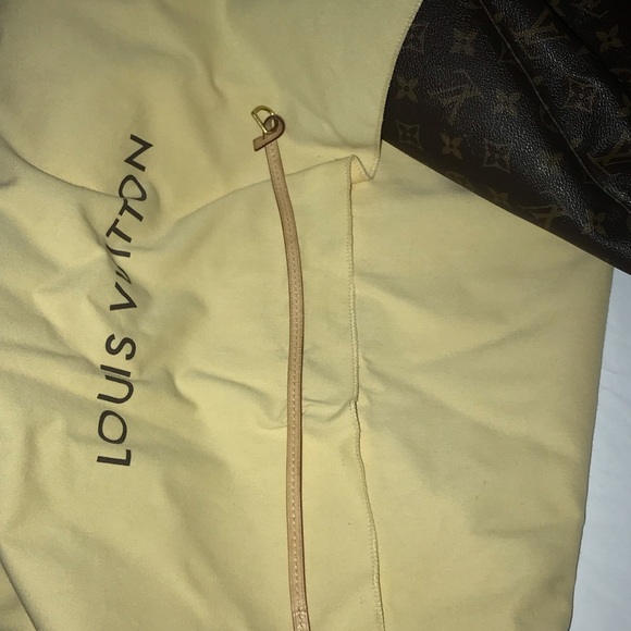 Clasp - Picture 3 of 5